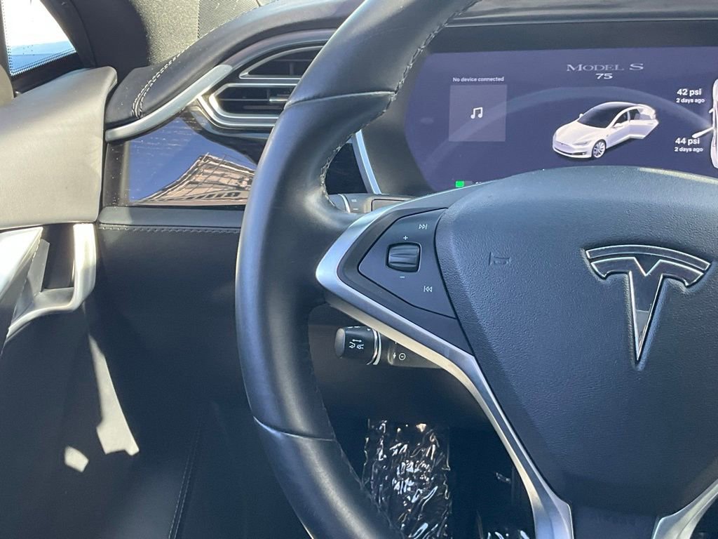 Used 2017 Tesla Model S 75 RWD image 39