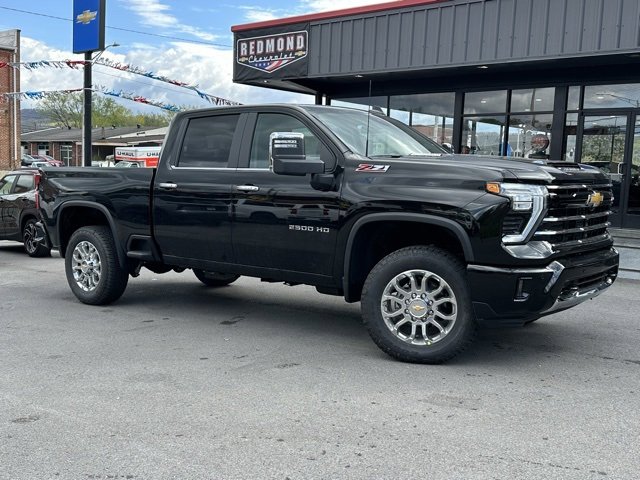 New 2025 Chevrolet Silverado 2500 LT w/ Z71 Chrome Sport Edition image 2