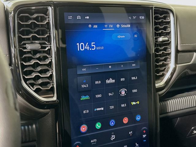 Used 2024 Ford Ranger Lariat w/ Trailer Tow Package image 15