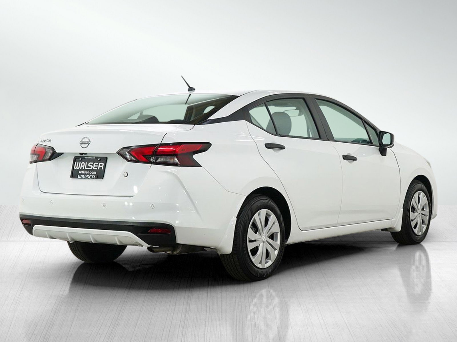 Used 2024 Nissan Versa S w/ Trunk Package image 5