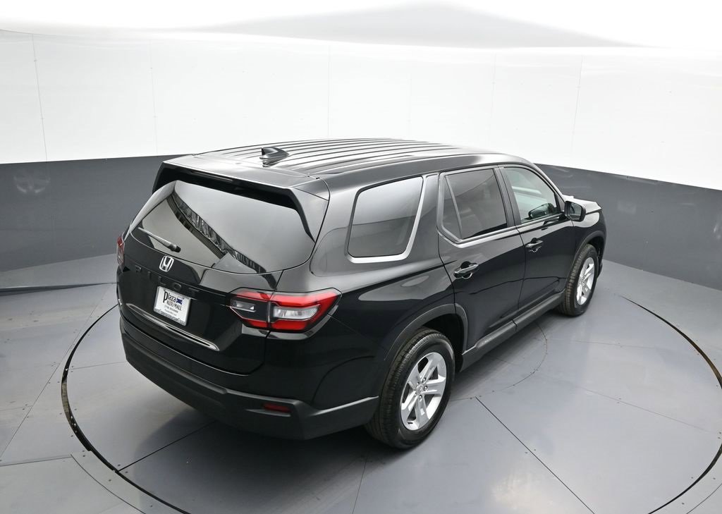 Used 2023 Honda Pilot LX image 38
