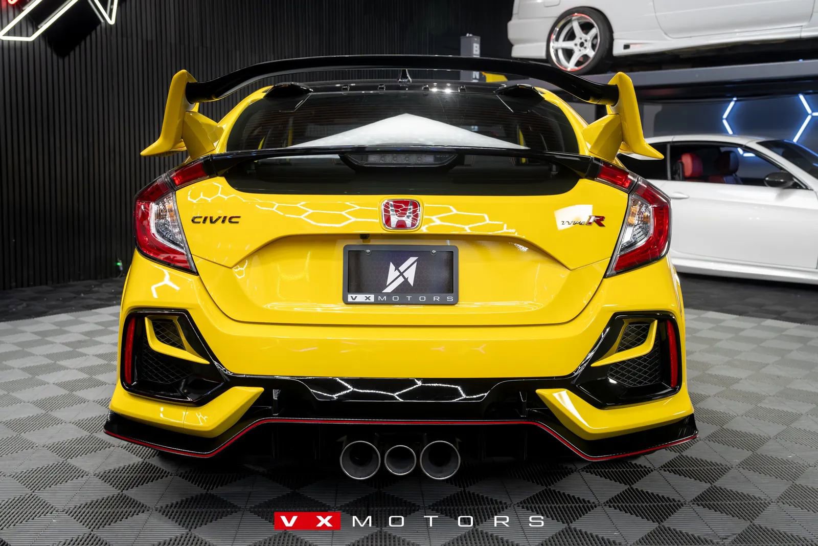 Used 2021 Honda Civic Type R Limited image 19