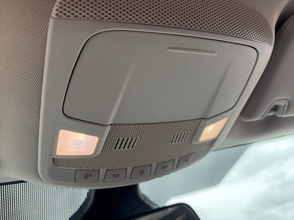 Used 2024 Ford Edge SE image 24