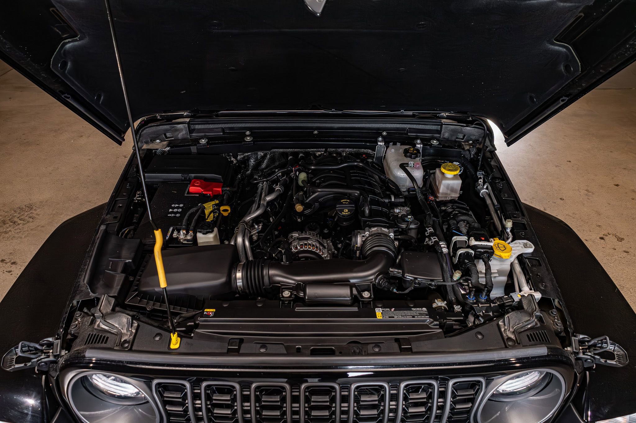 Used 2025 Jeep Gladiator Sport AWD/4WD image 31