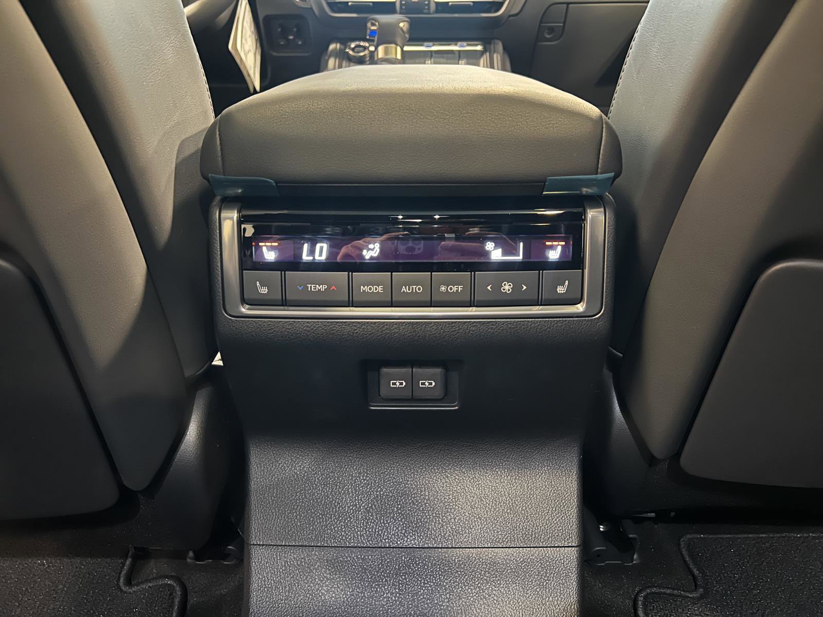 Used 2026 Lexus GX 550 GX 550 Luxury+ image 32