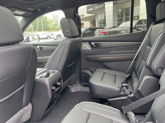 New 2026 Buick Enclave Avenir w/ LPO, Floor Liner Package image 14