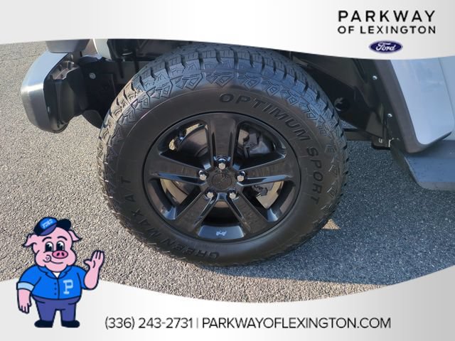 Used 2021 Jeep Wrangler Unlimited Sahara AWD/4WD image 10