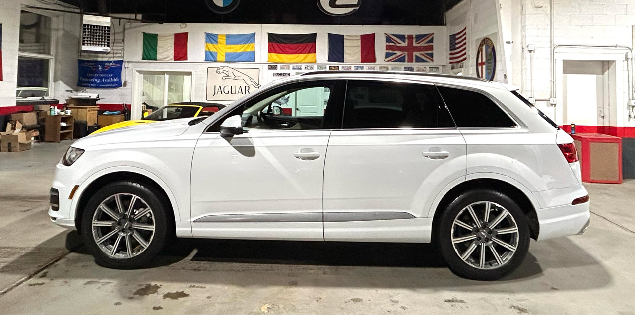 Used 2017 Audi Q7 3.0T Premium Plus image 2