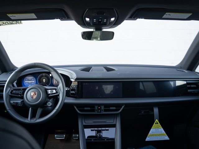 New 2026 Porsche Macan 4 Electric image 22