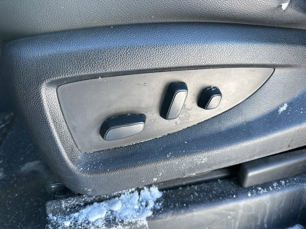 Used 2019 Chevrolet Suburban Premier image 14