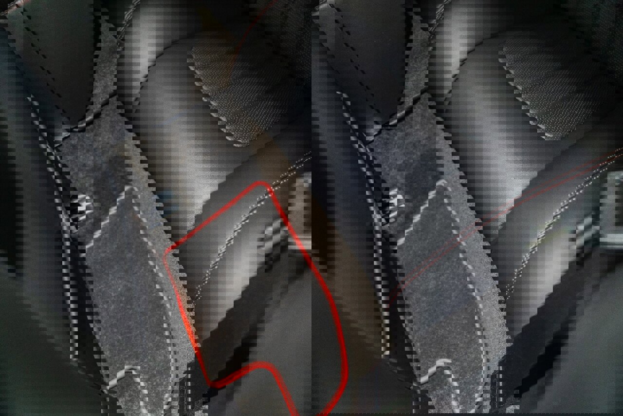 Used 2015 Bentley Continental GT image 23