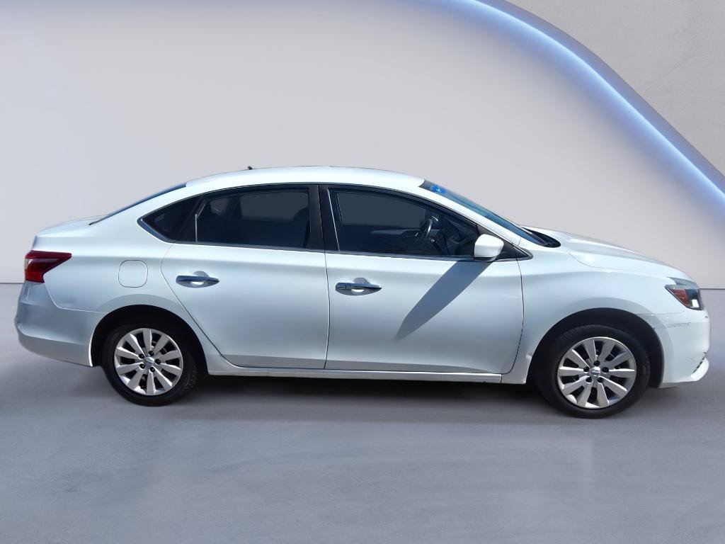 Used 2018 Nissan Sentra S FWD image 6
