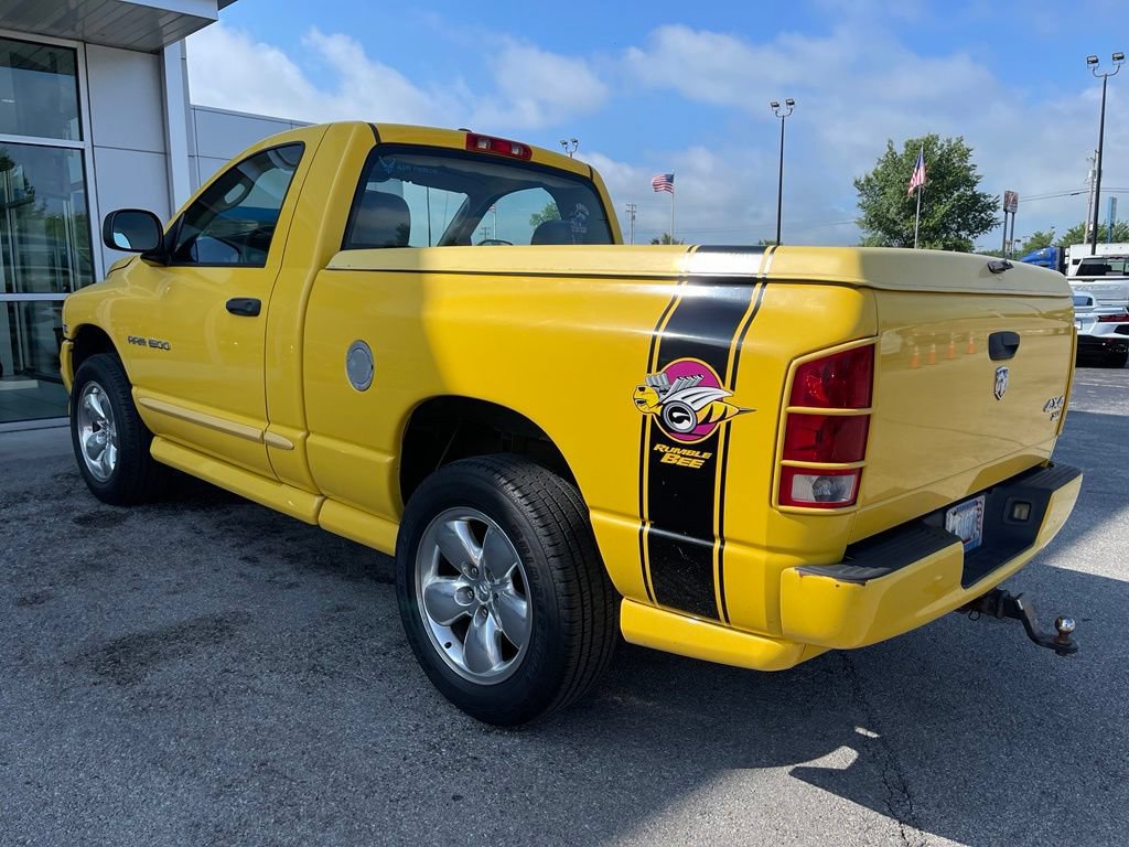 Used 2005 Dodge Ram 1500 Truck SLT w/ Rumblebee Group AWD/4WD image 4