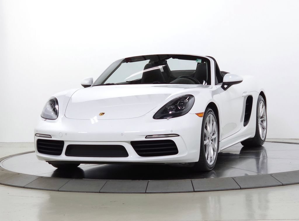 Used 2019 Porsche 718 Boxster RWD image 4