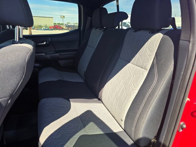 Used 2020 Toyota Tacoma TRD Sport AWD/4WD image 13