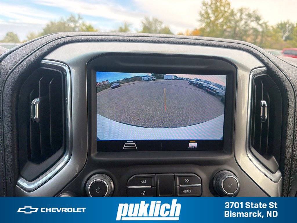 Used 2022 Chevrolet Silverado 1500 LT AWD/4WD image 17