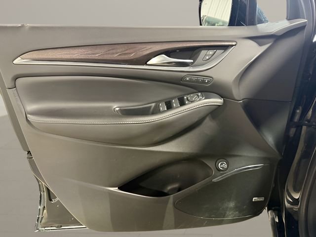 Used 2023 Buick Enclave Avenir w/ Trailering Package, 5000 lbs. image 7