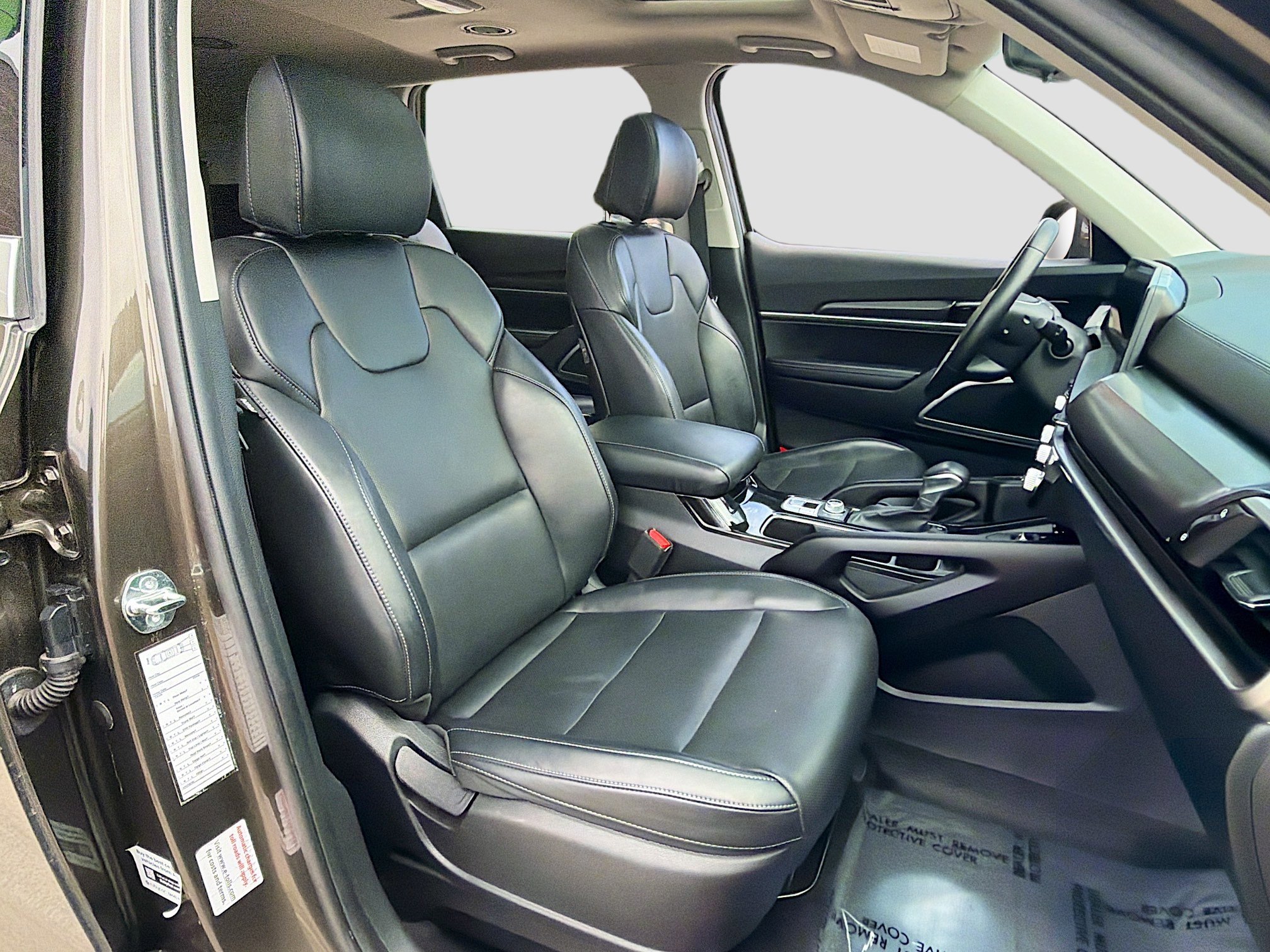 Used 2025 Kia Telluride S AWD/4WD image 35