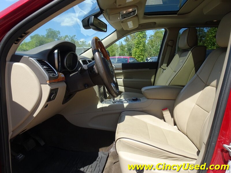 Used 2011 Jeep Grand Cherokee Overland AWD/4WD image 10