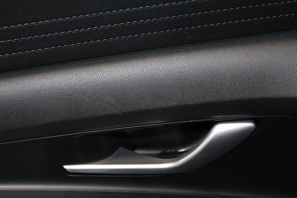 Used 2023 Hyundai Elantra SEL image 8