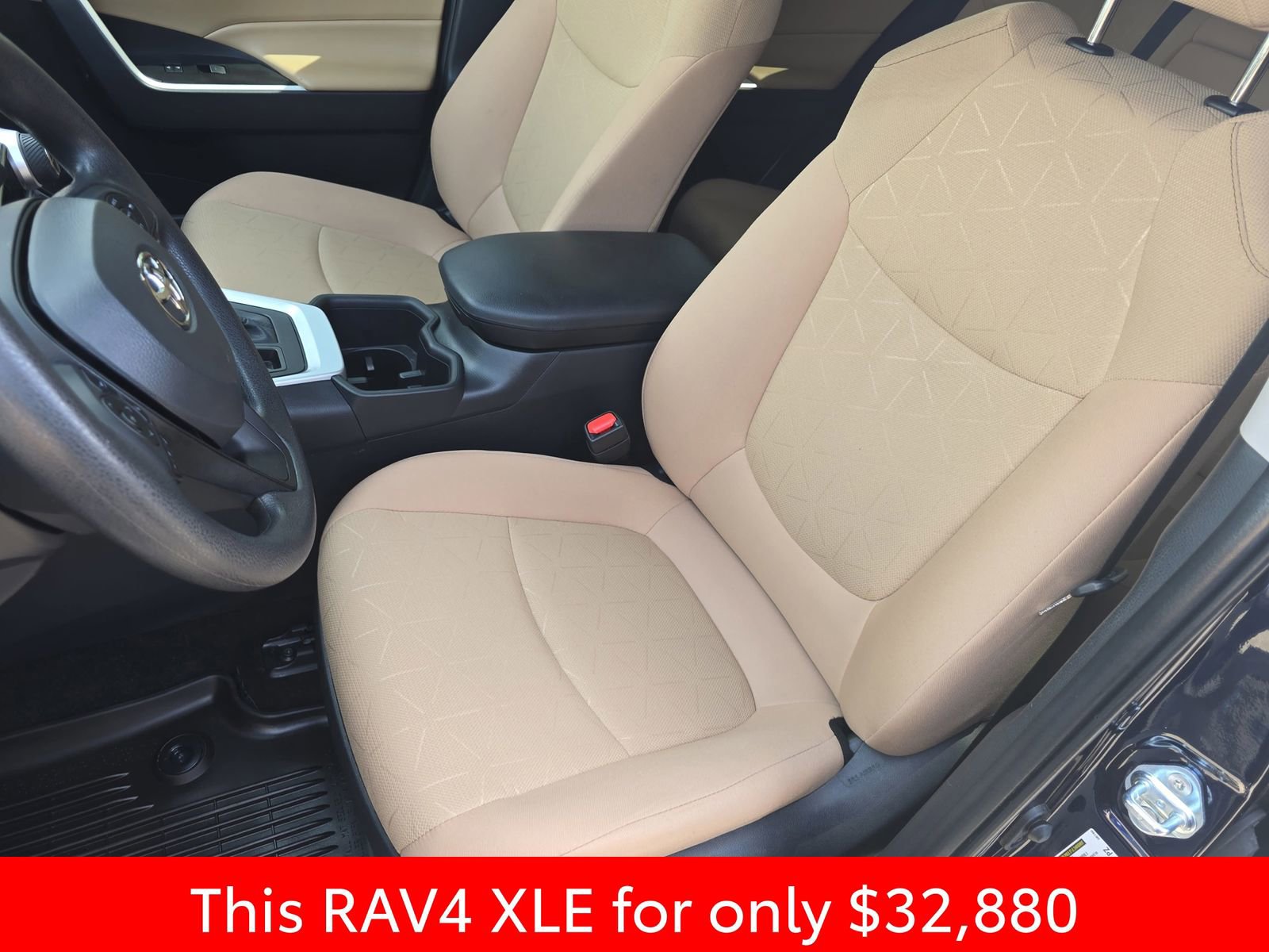 Used 2025 Toyota RAV4 XLE w/ Convenience Package FWD image 21