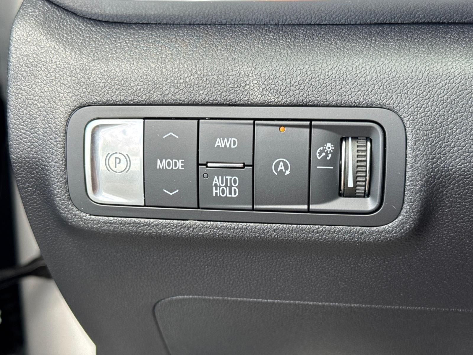 Used 2026 GMC Terrain Denali w/ LPO, Floor Liner Package AWD/4WD image 16