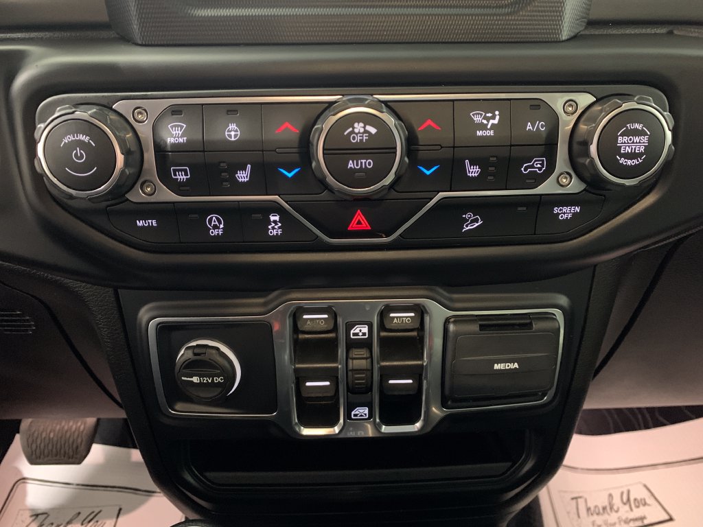 Used 2019 Jeep Wrangler Unlimited Sport S AWD/4WD image 25