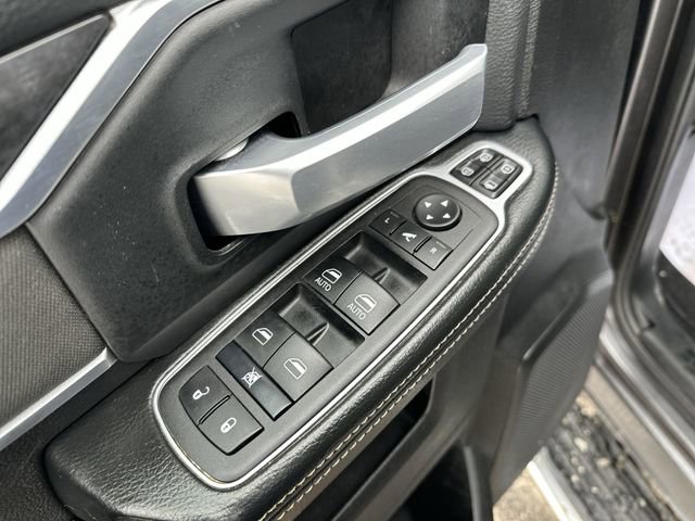 Used 2024 RAM 3500 Big Horn image 17
