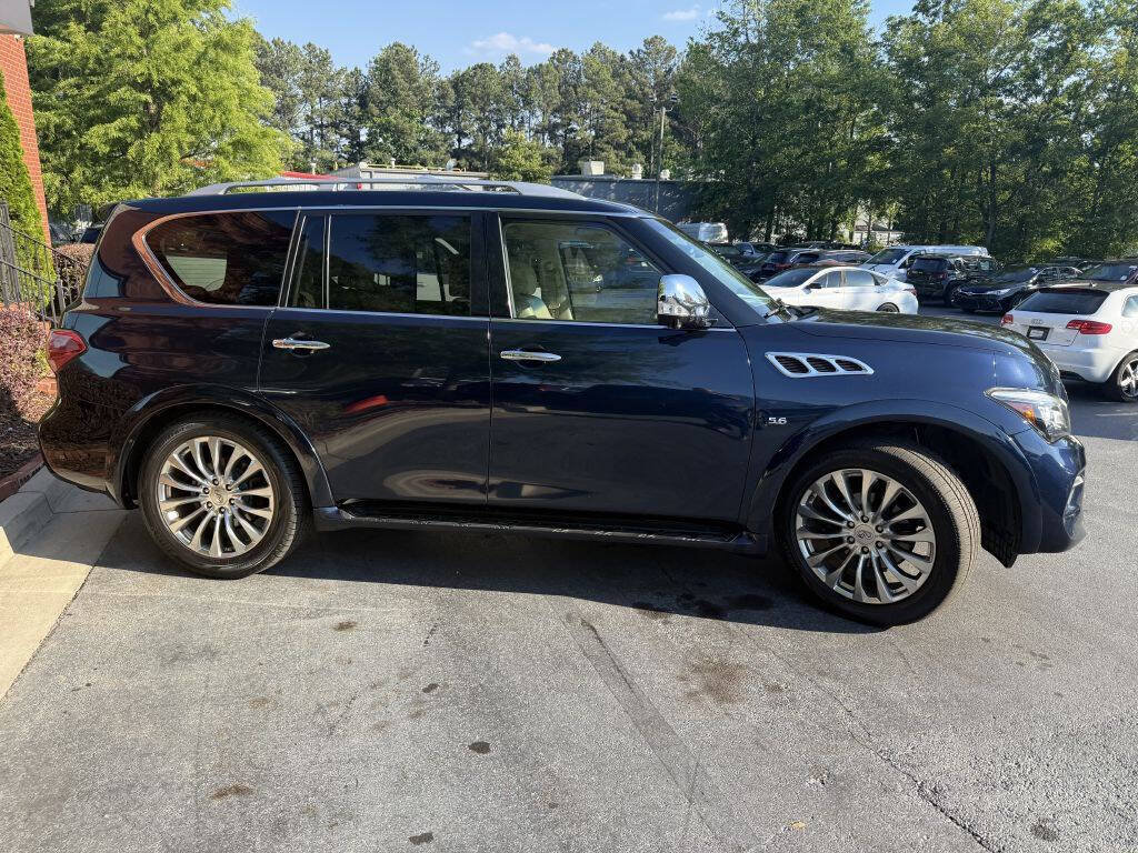 Used 2015 INFINITI QX80 4WD w/ Deluxe Technology Package image 4
