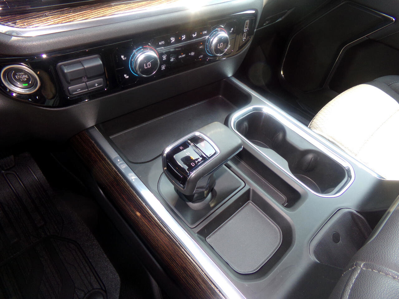 Used 2023 GMC Sierra 1500 Elevation image 26