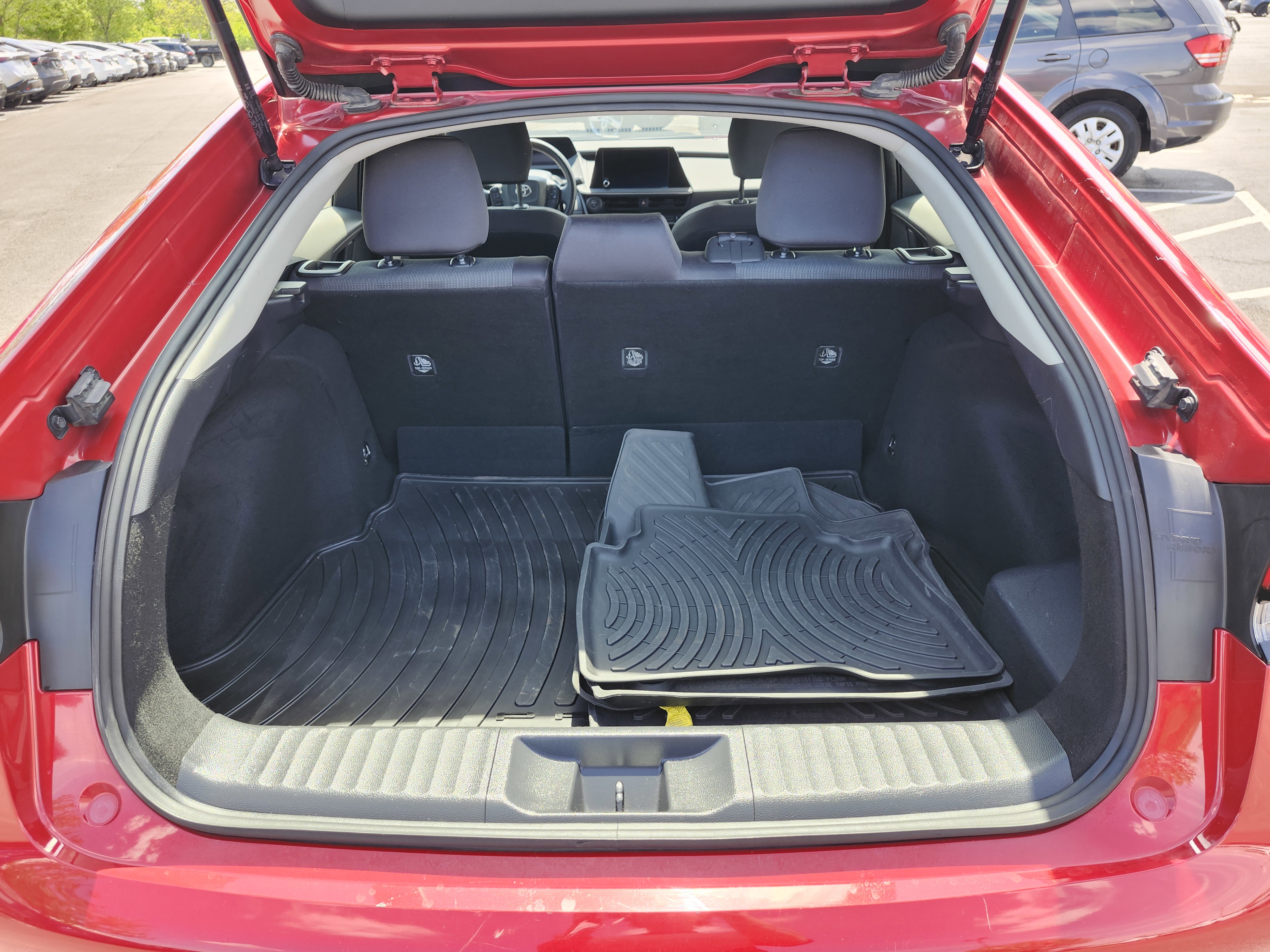 Used 2024 Toyota Prius LE image 21