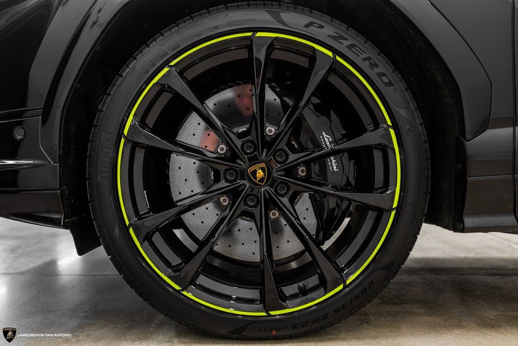 Used 2024 Lamborghini Urus S image 16