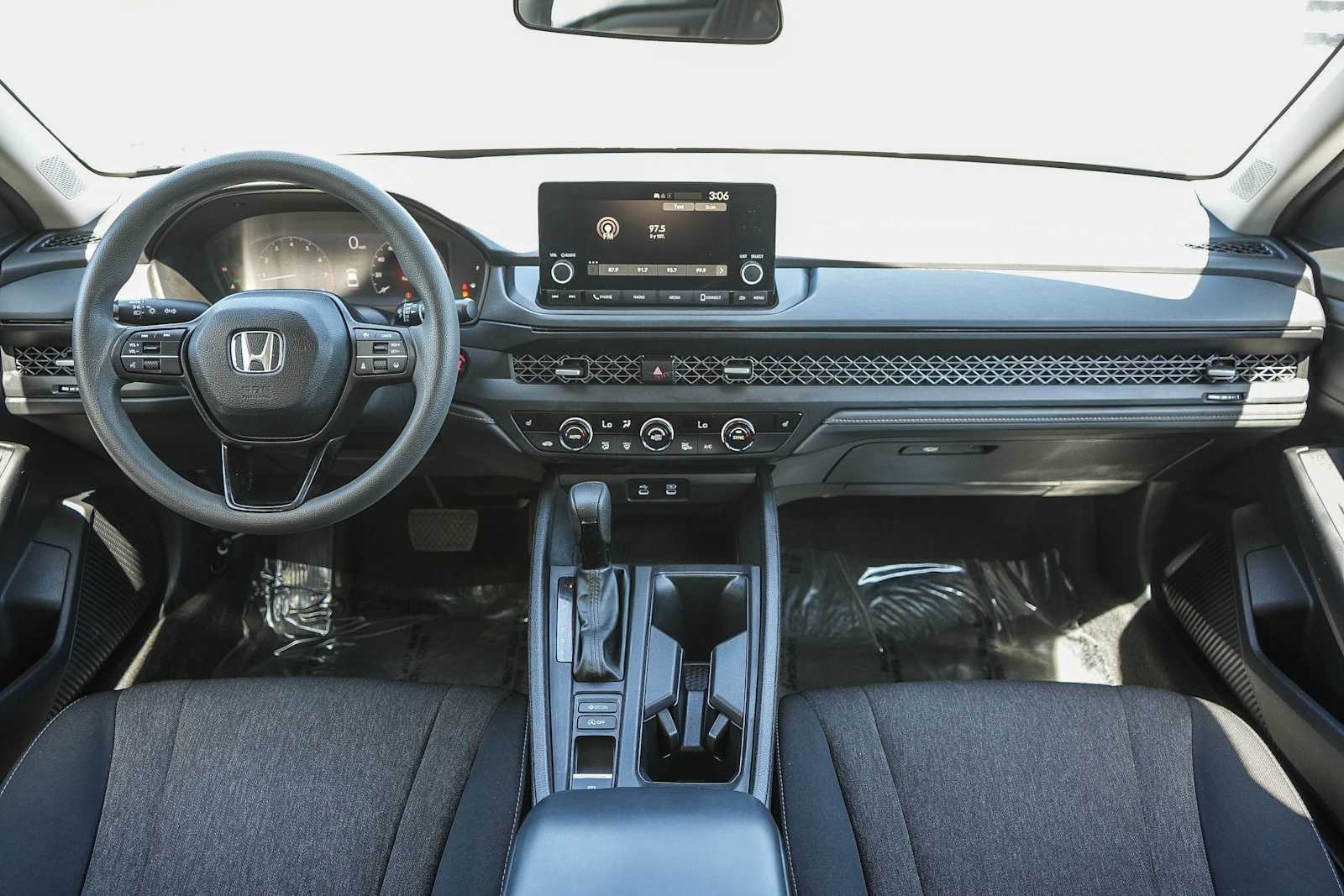 Used 2023 Honda Accord EX image 12