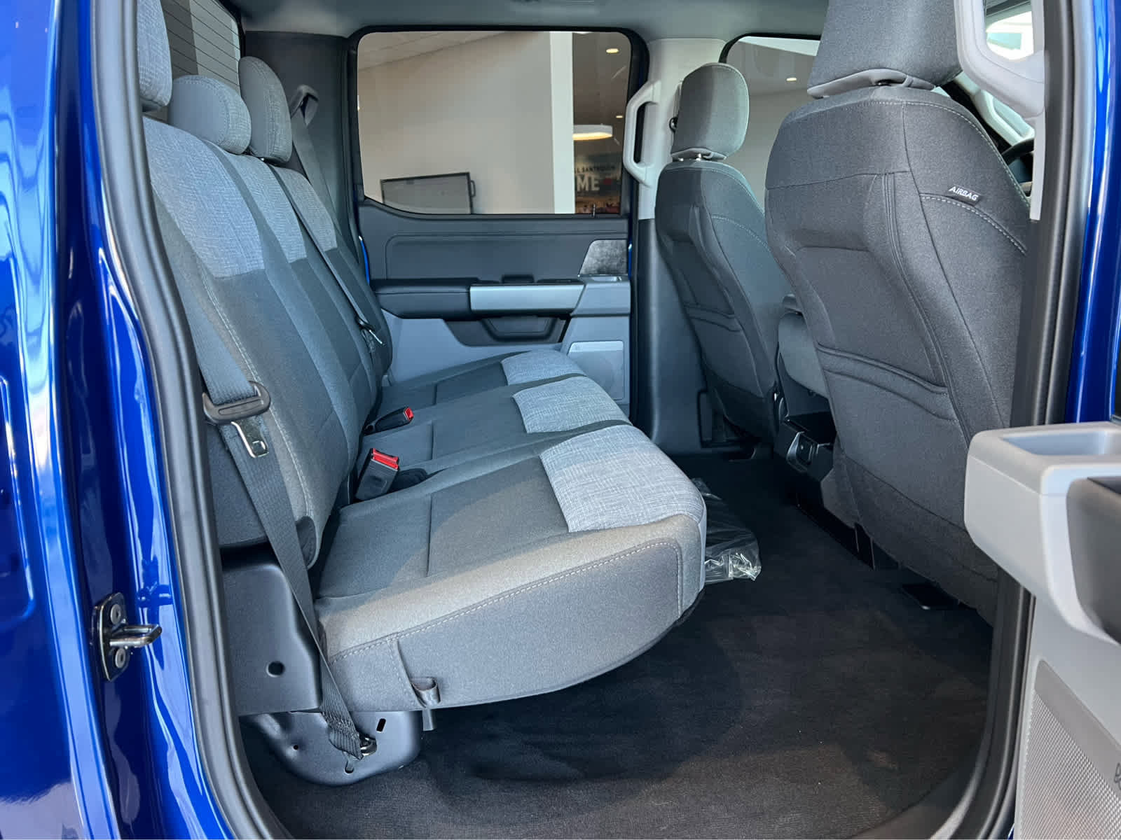 New 2026 Ford F350 XLT w/ XLT Premium Package AWD/4WD image 25