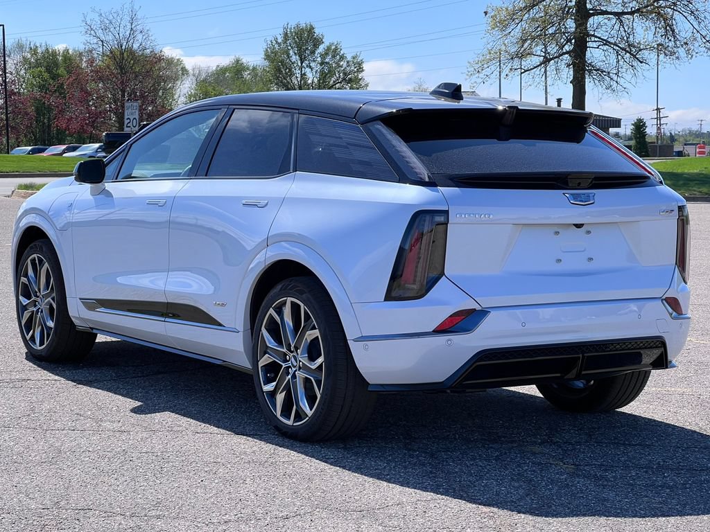 New 2026 Cadillac Optiq V AWD/4WD image 11
