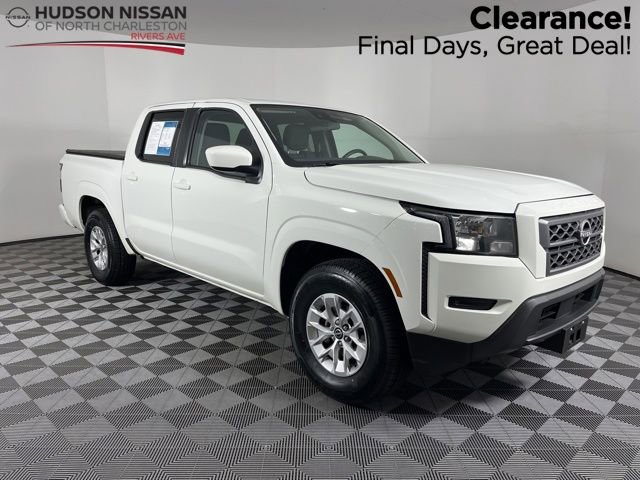 Used 2024 Nissan Frontier SV image 1