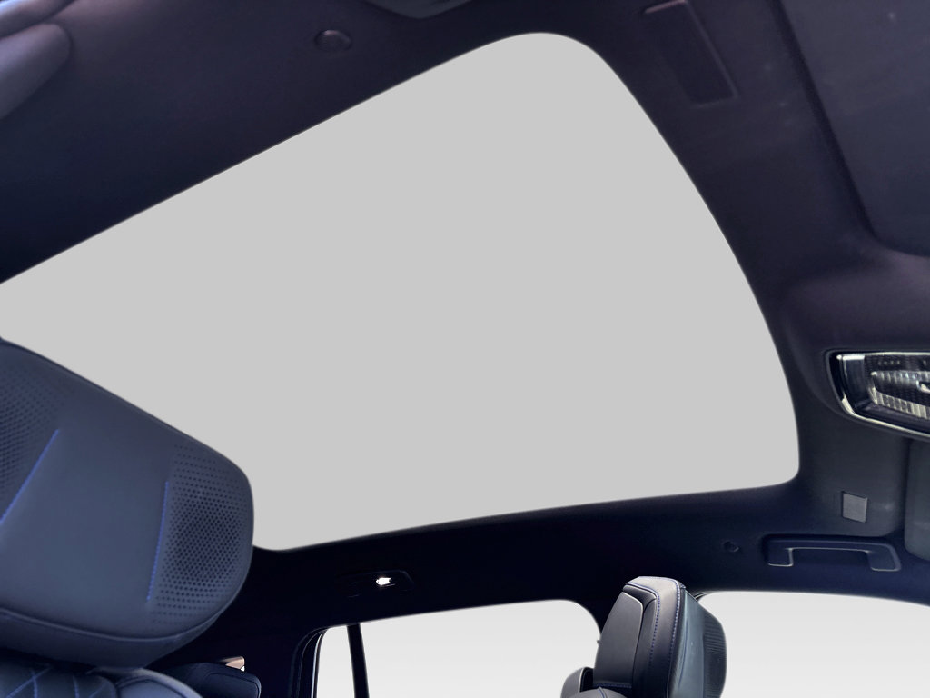 New 2025 Cadillac Escalade IQ Sport 1 w/ LPO, ONYX Package image 10