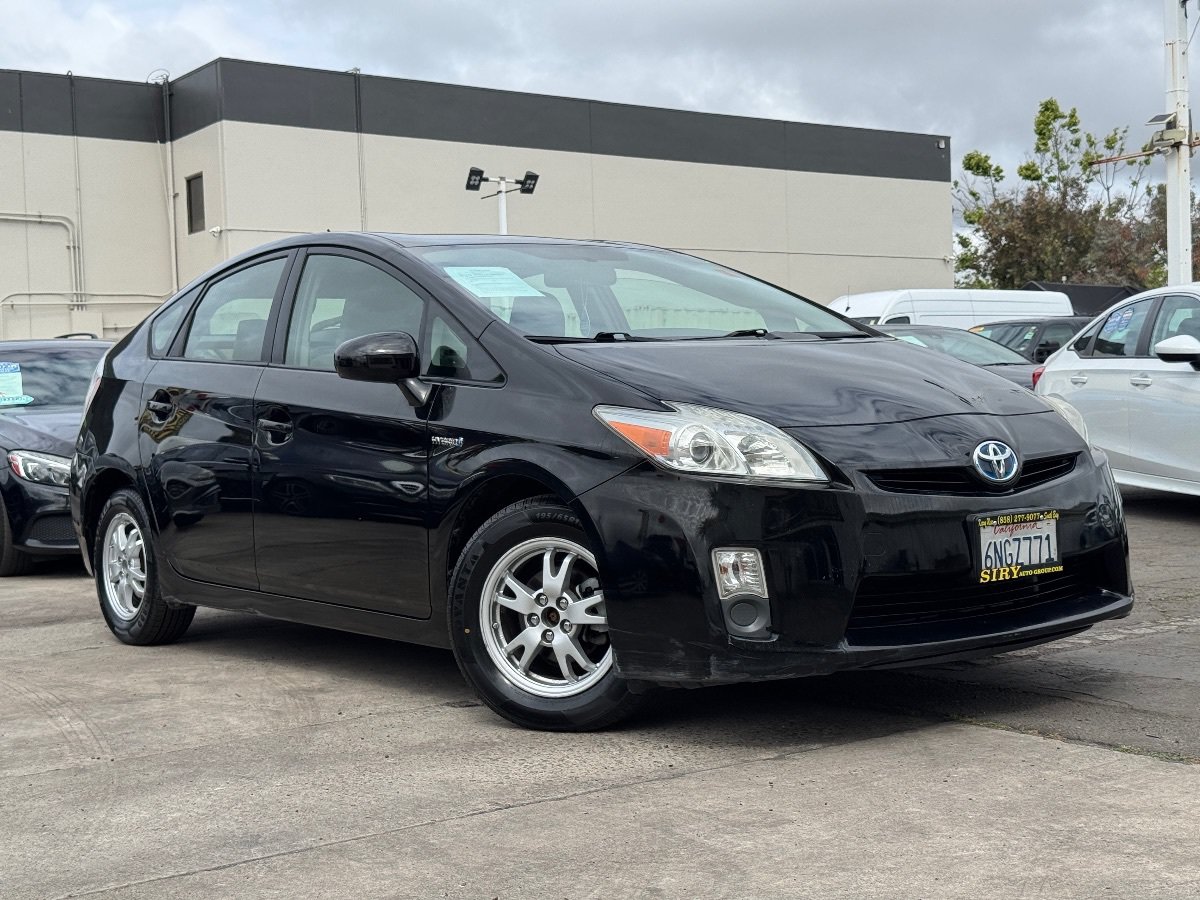 Used 2010 Toyota Prius FWD image 2