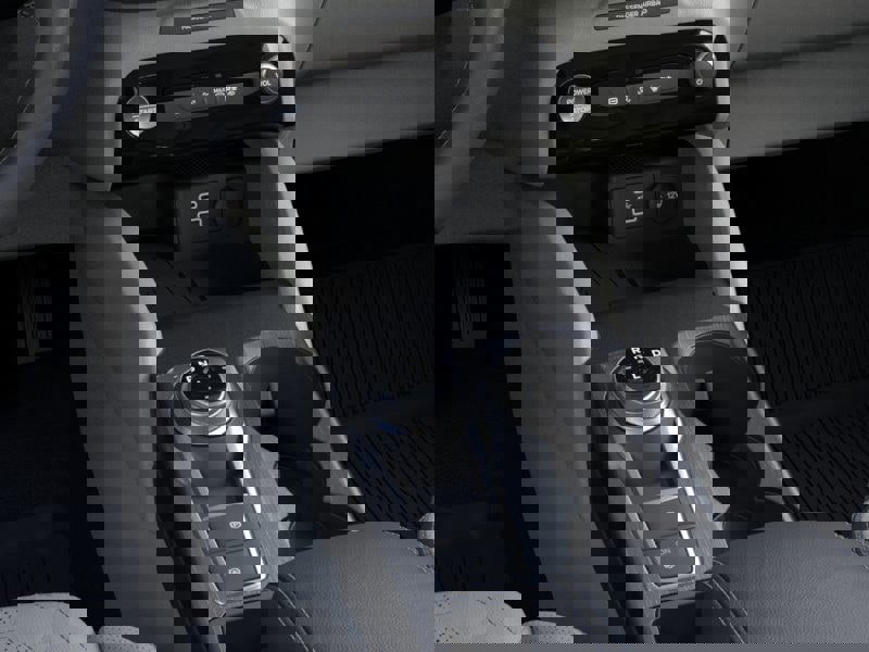 Used 2024 Ford Escape SE w/ PHEV Premium Package image 38