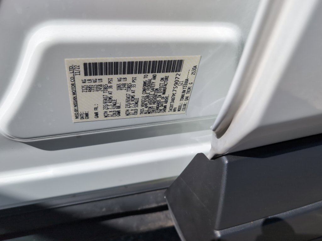 Used 2023 Nissan Rogue S AWD/4WD image 23