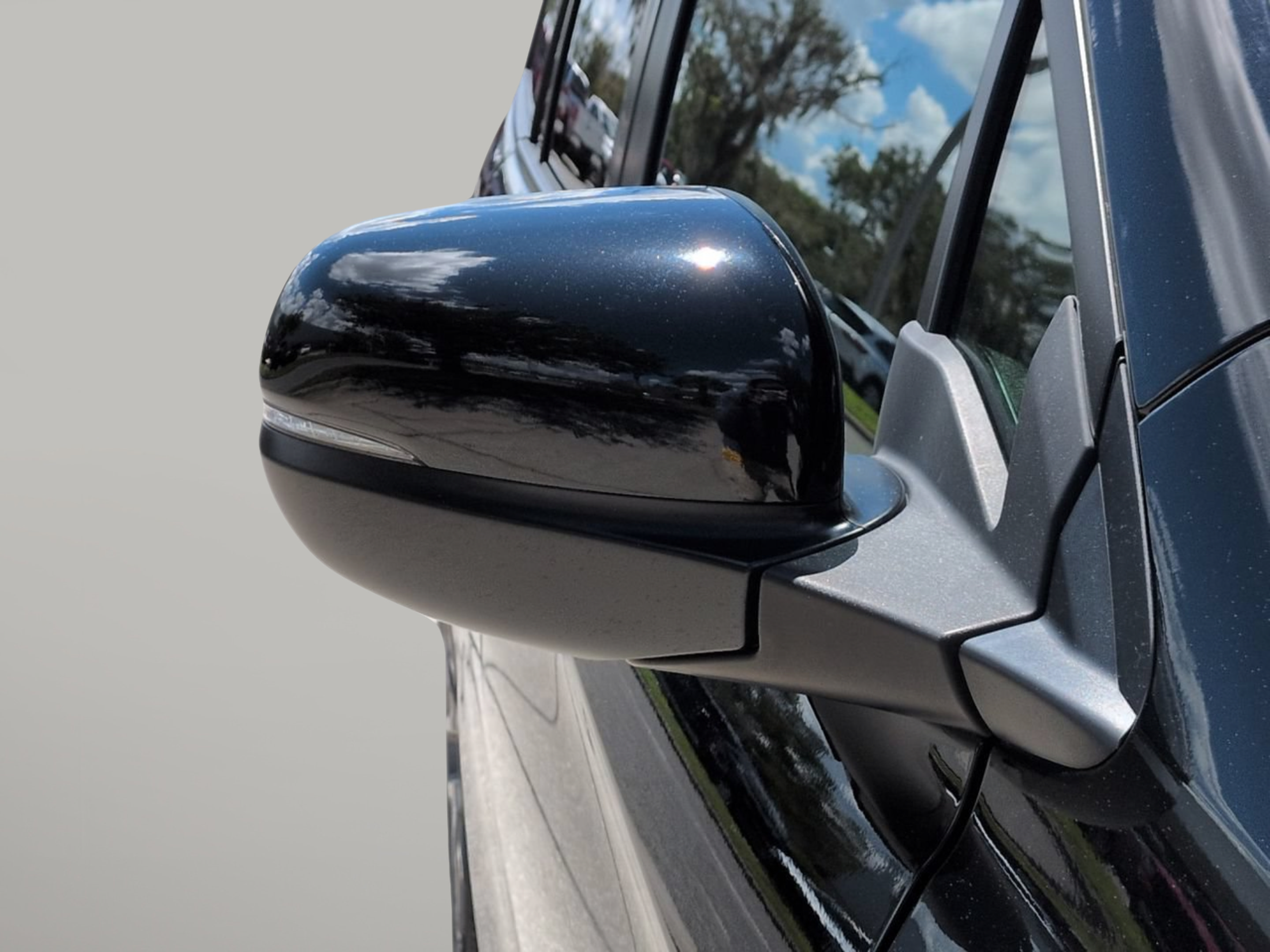 Used 2023 Honda Passport EX-L image 14