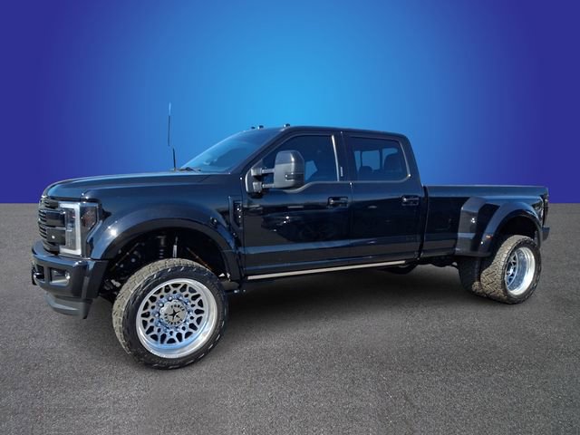 Used 2019 Ford F450 Platinum w/ Platinum Ultimate Package AWD/4WD image 4