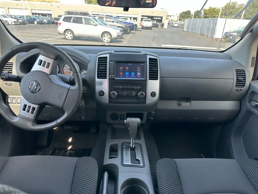 Used 2019 Nissan Frontier Desert Runner image 8