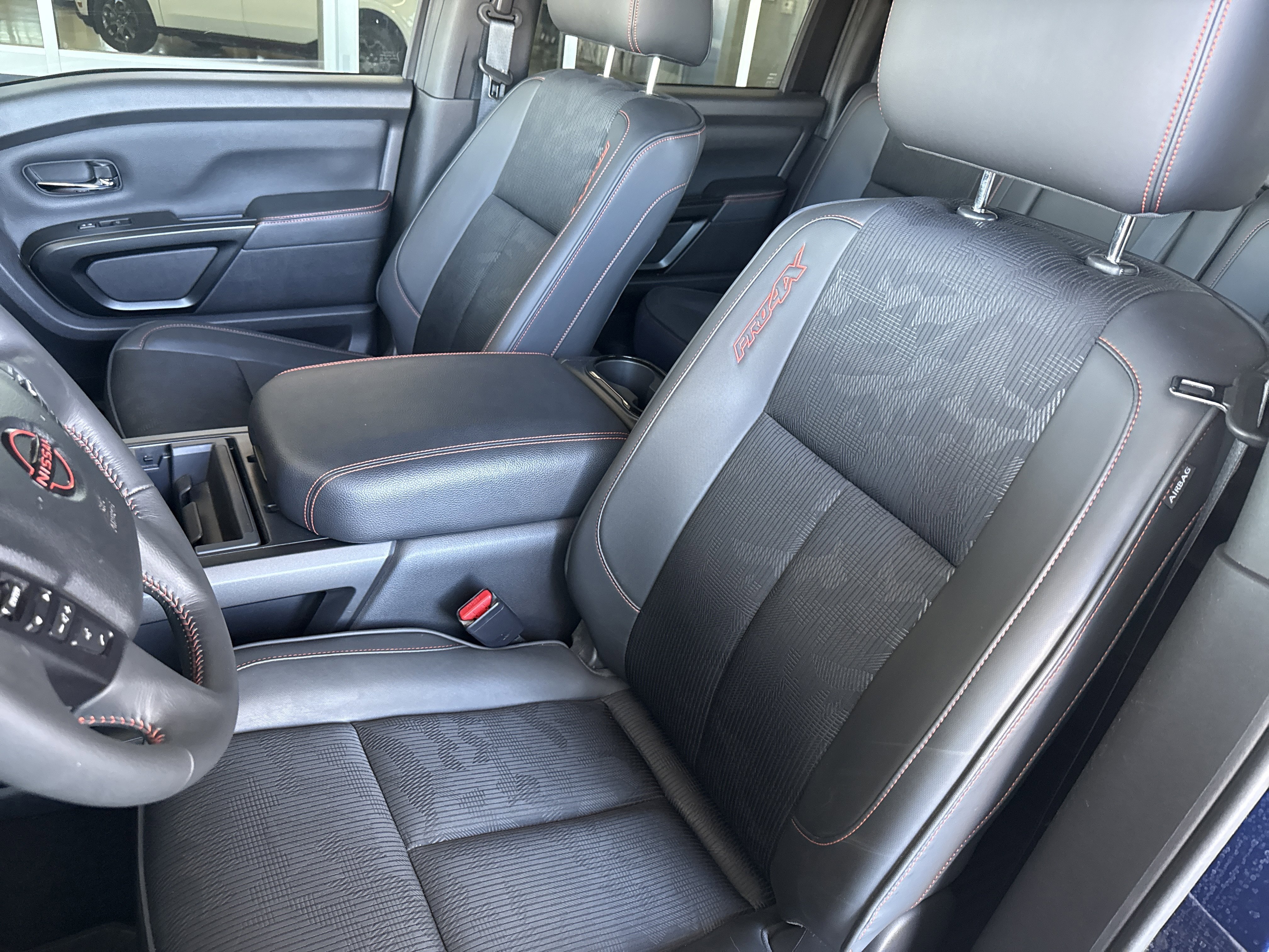 Used 2024 Nissan Titan PRO-4X w/ Off Road Protection Package image 24