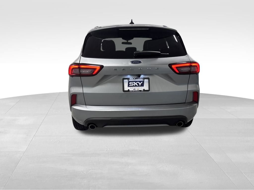 Used 2023 Ford Escape ST-Line image 11