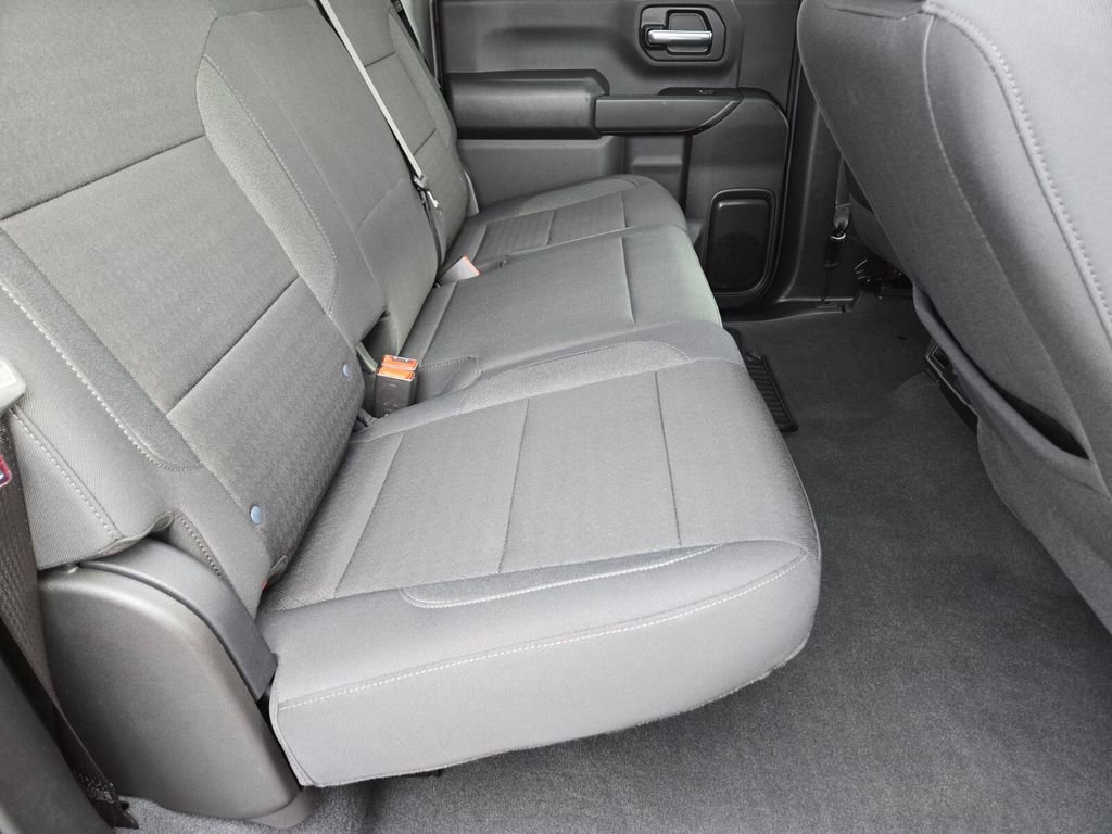 Used 2025 Chevrolet Silverado 2500 Custom w/ Custom Value Package image 14