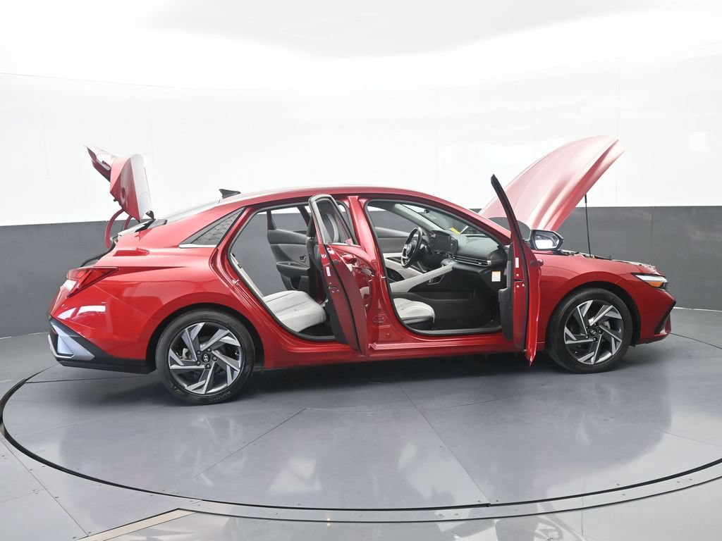 Used 2024 Hyundai Elantra Limited FWD image 72