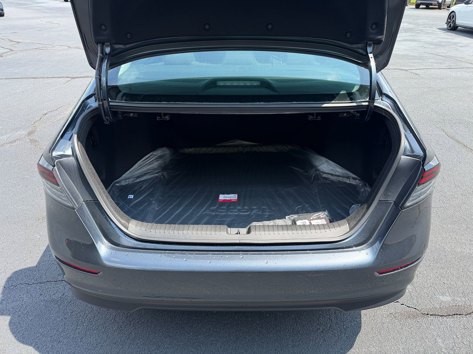 New 2026 Honda Accord SE image 8