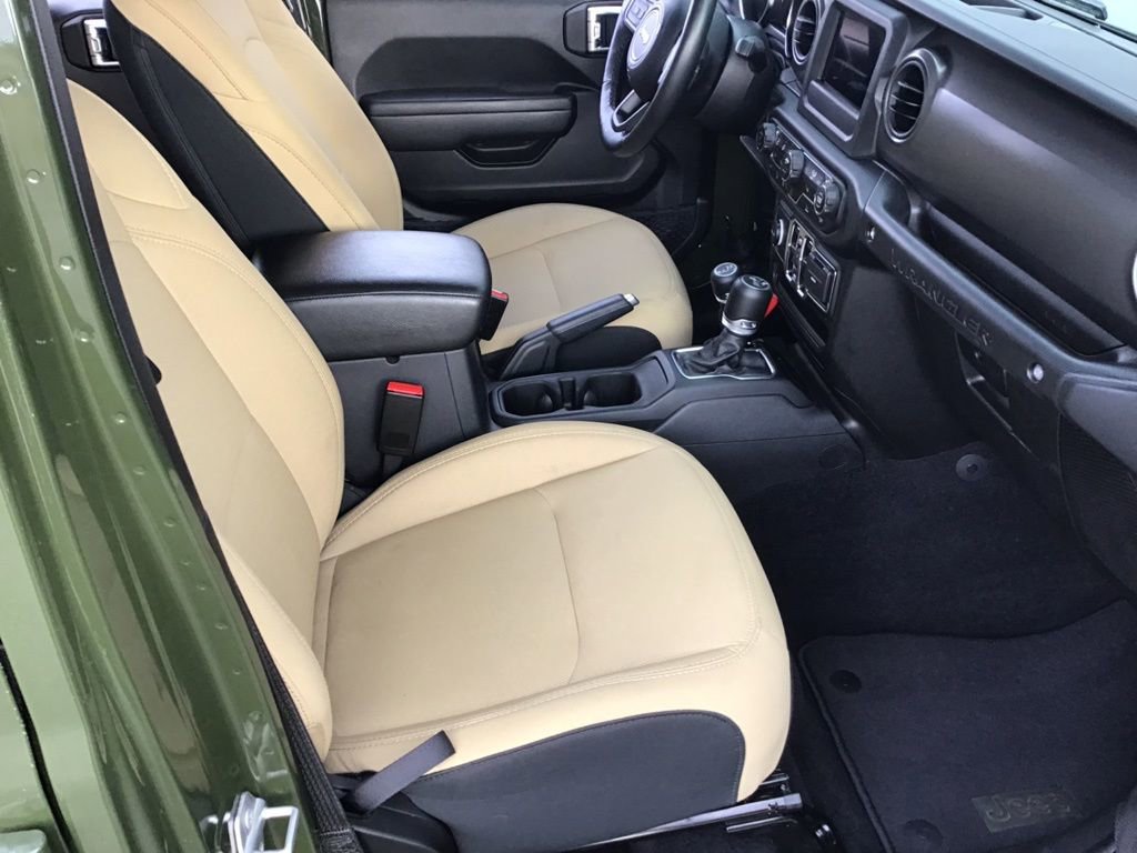 Used 2023 Jeep Wrangler Sport S image 10