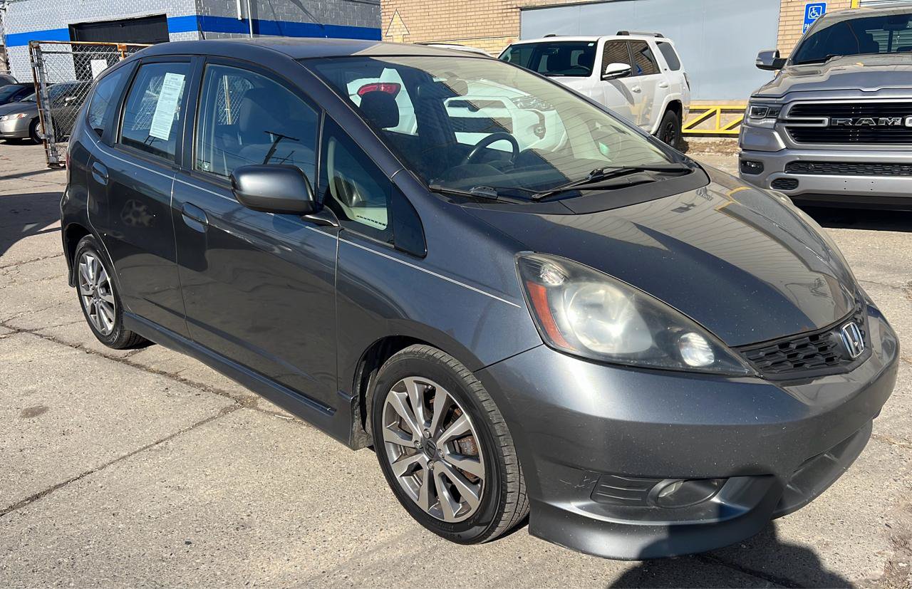 Used 2013 Honda Fit Sport image 3
